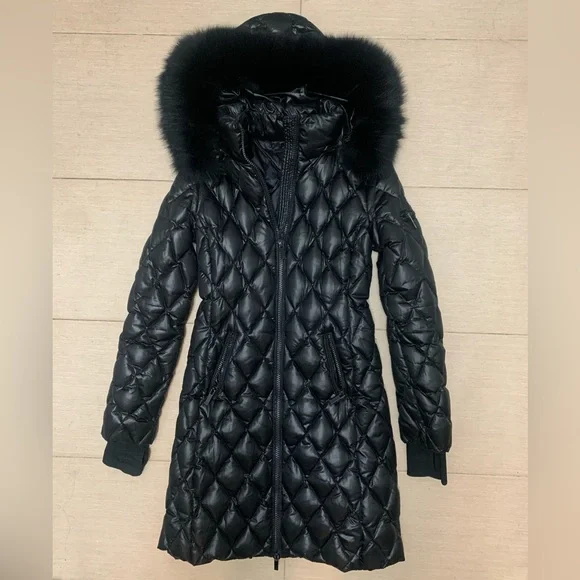 Diane von Furstenburg black puffer with removable fur hood size xs